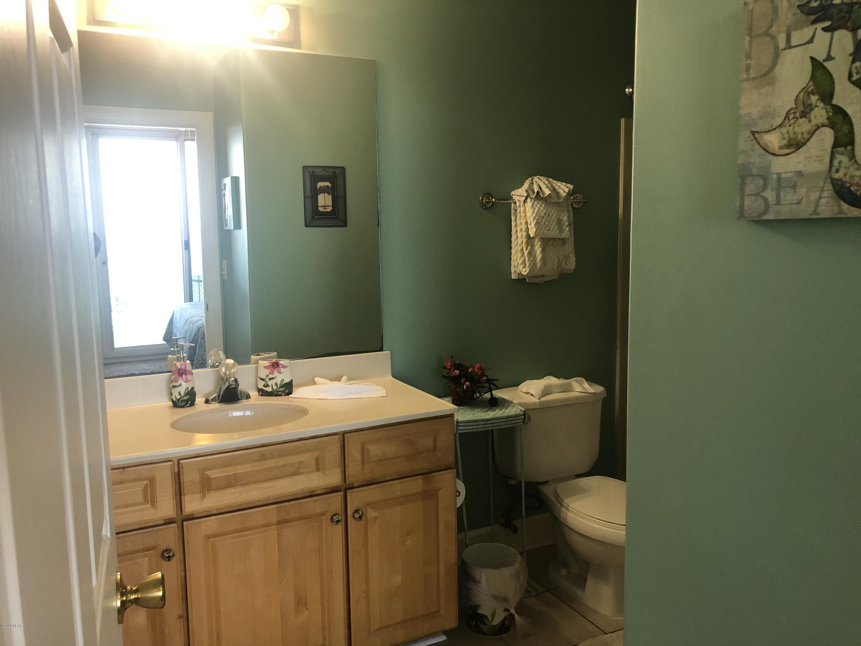 Twin Palms Resort - Residential