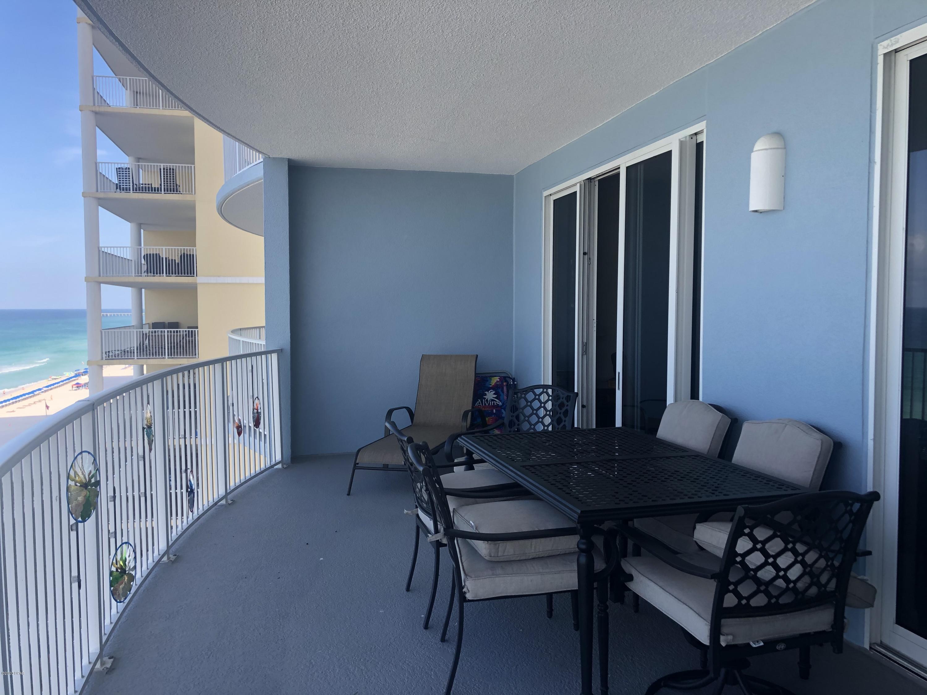 Twin Palms Resort - Residential