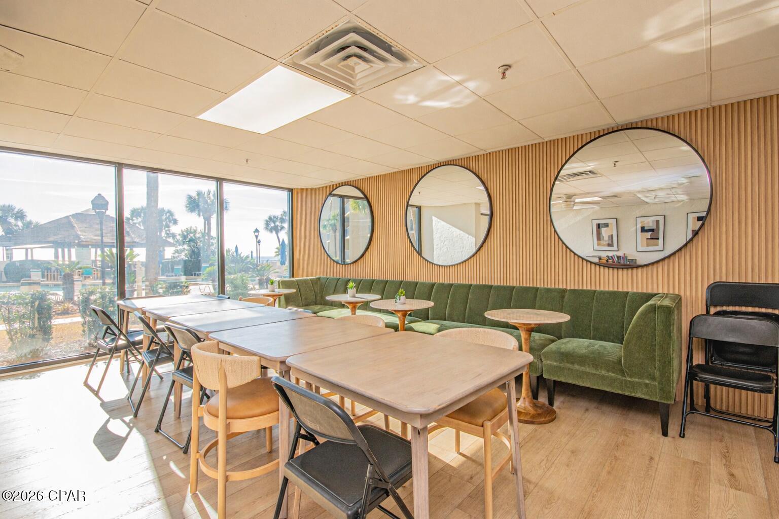 Summerhouse Condo. - Residential