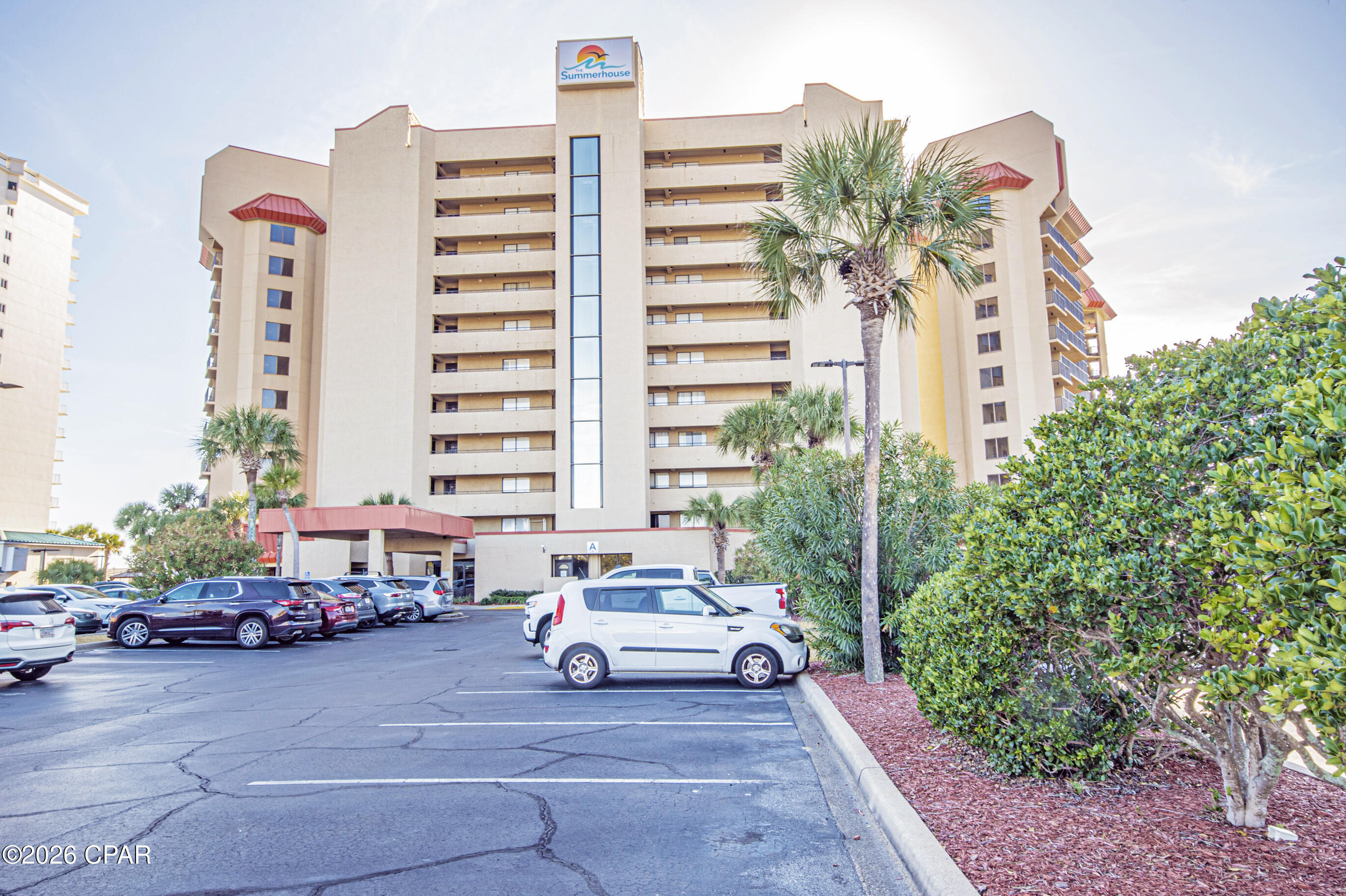 Summerhouse Condo. - Residential