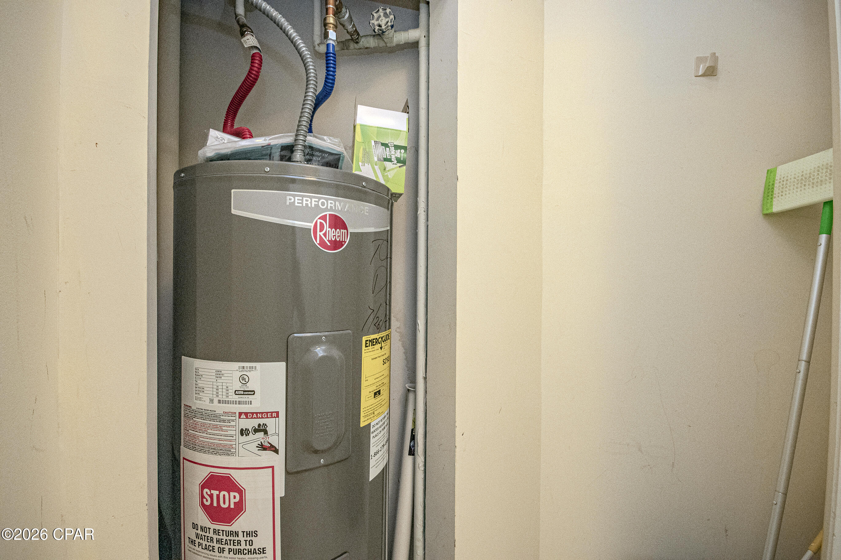 Summerhouse Condo. - Residential