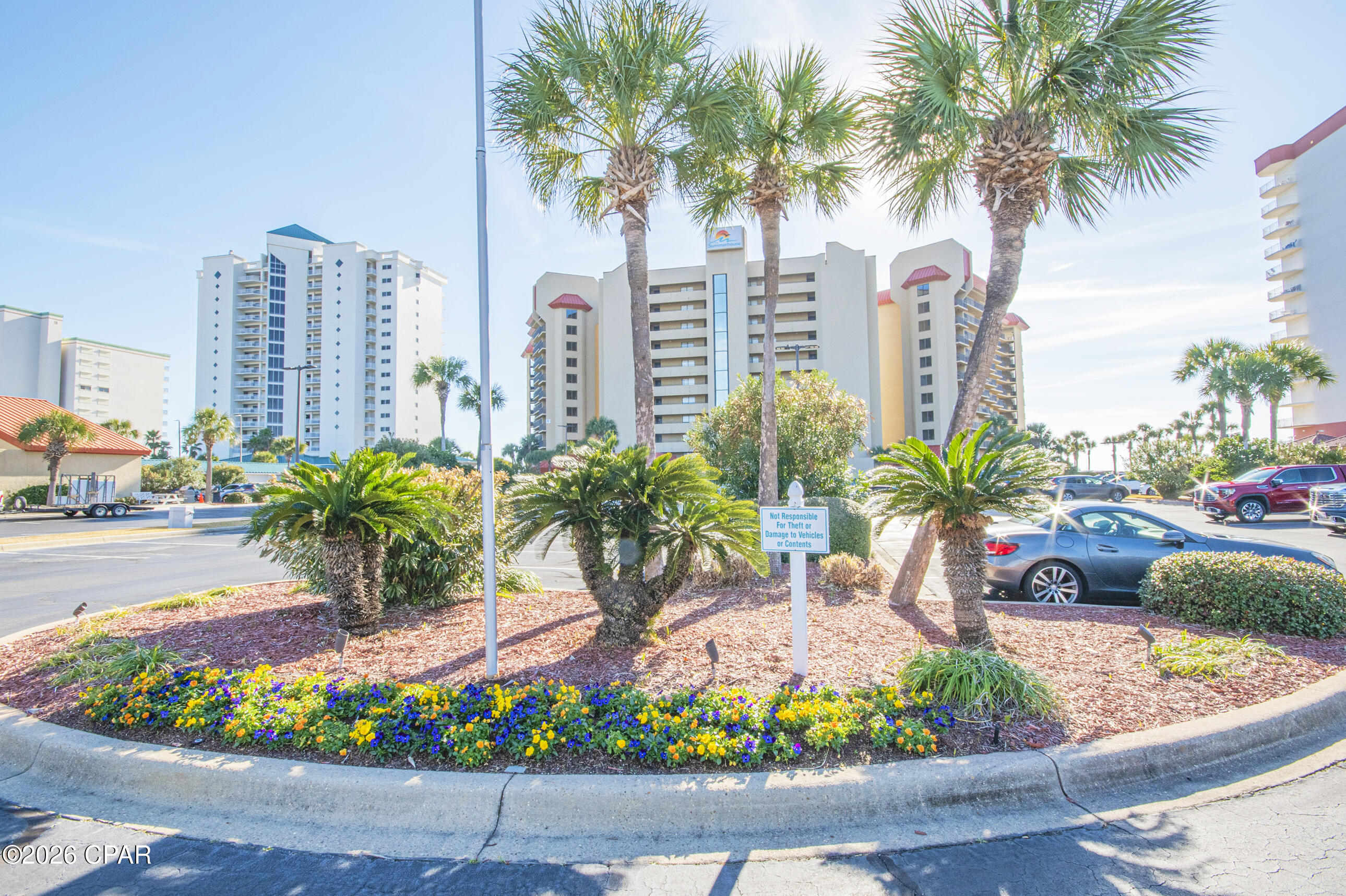 Summerhouse Condo. - Residential