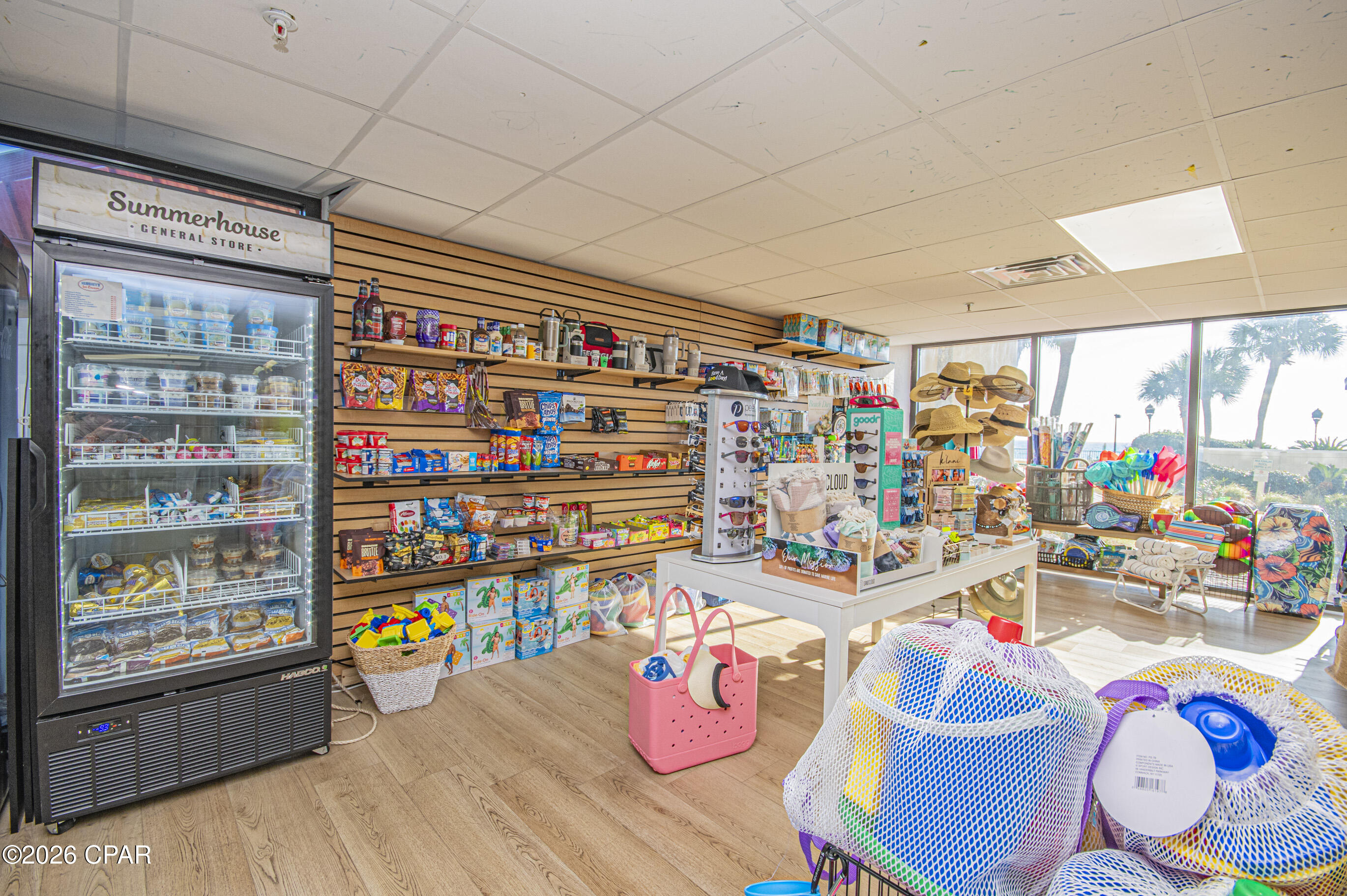 Summerhouse Condo. - Residential