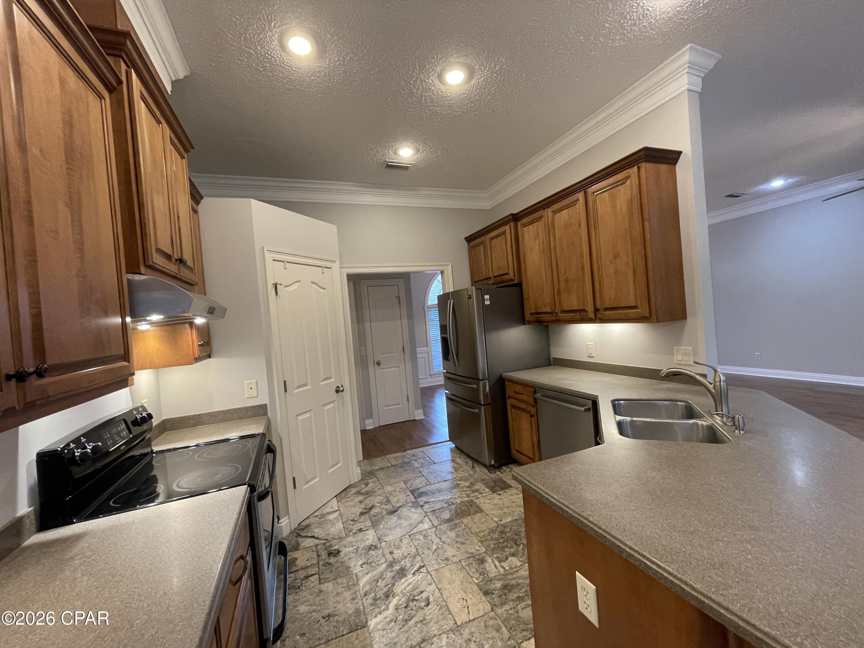 Camryn's Crossing - Residential Lease