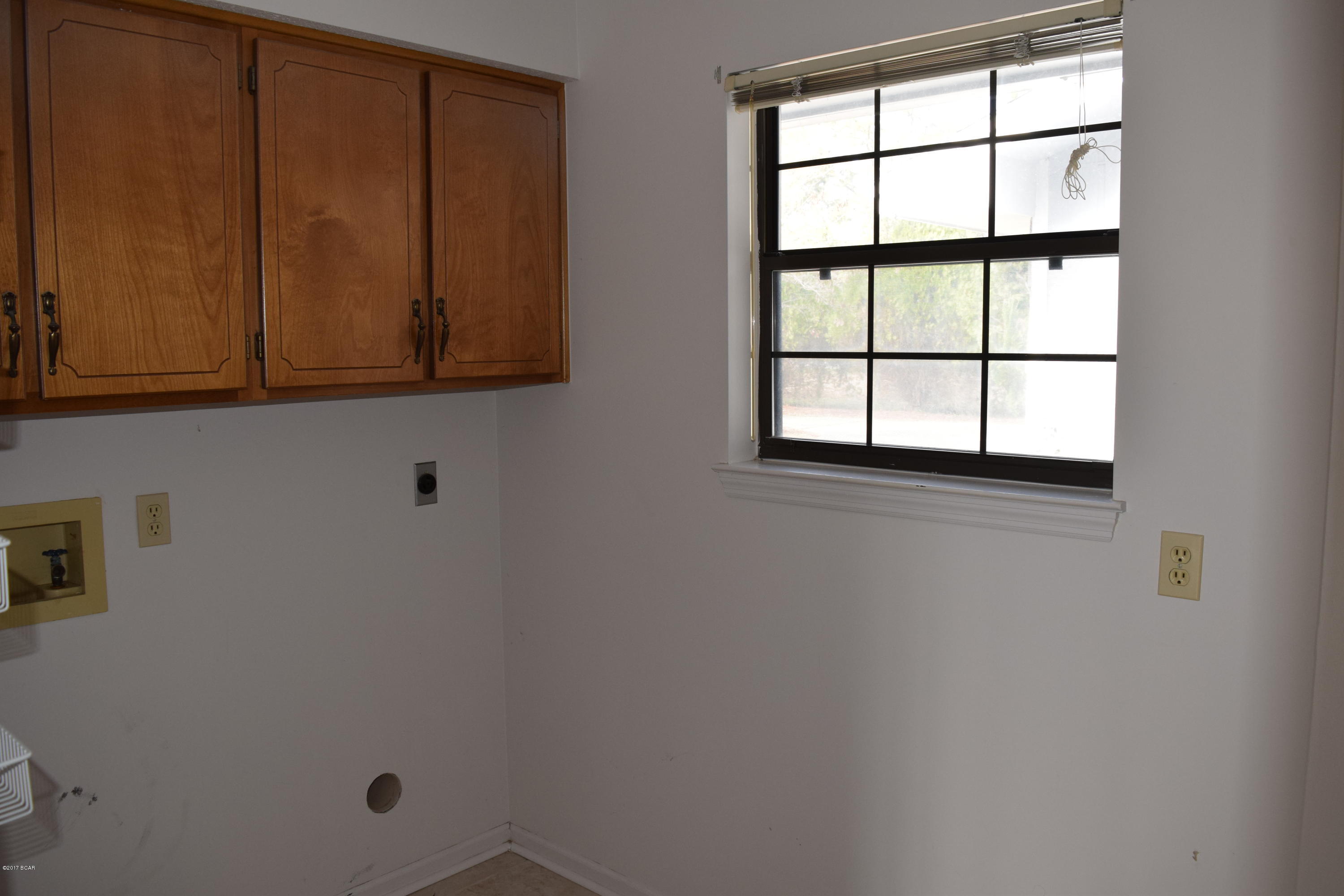 College Oaks - Residential