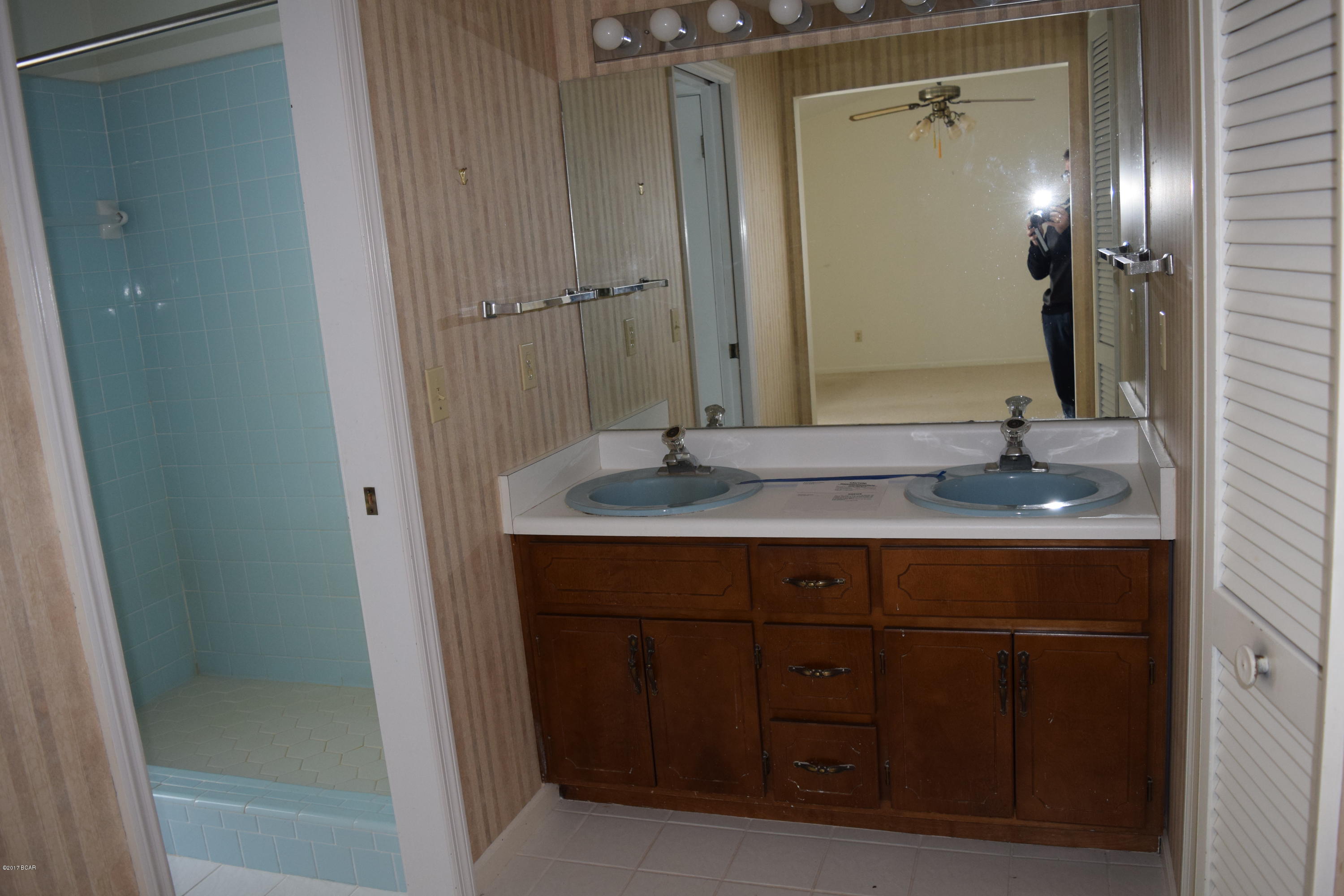 College Oaks - Residential