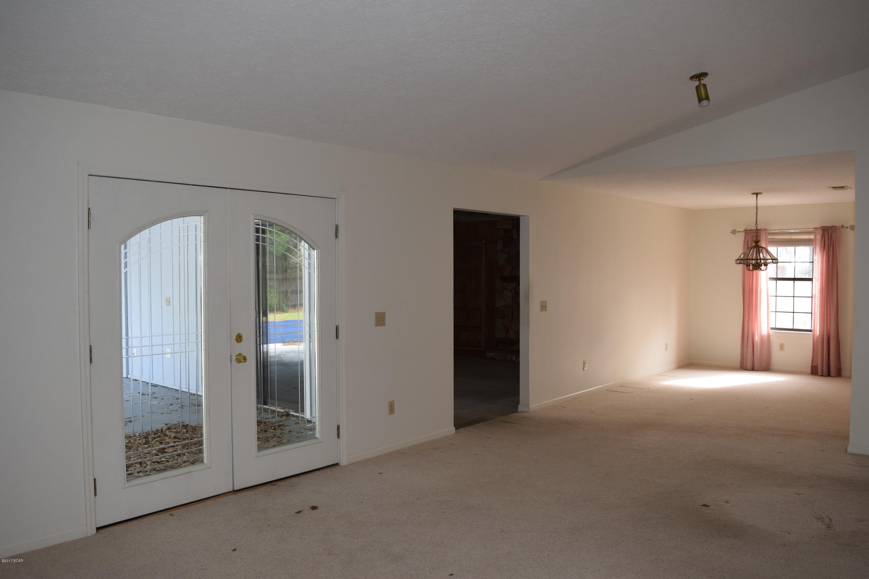 College Oaks - Residential