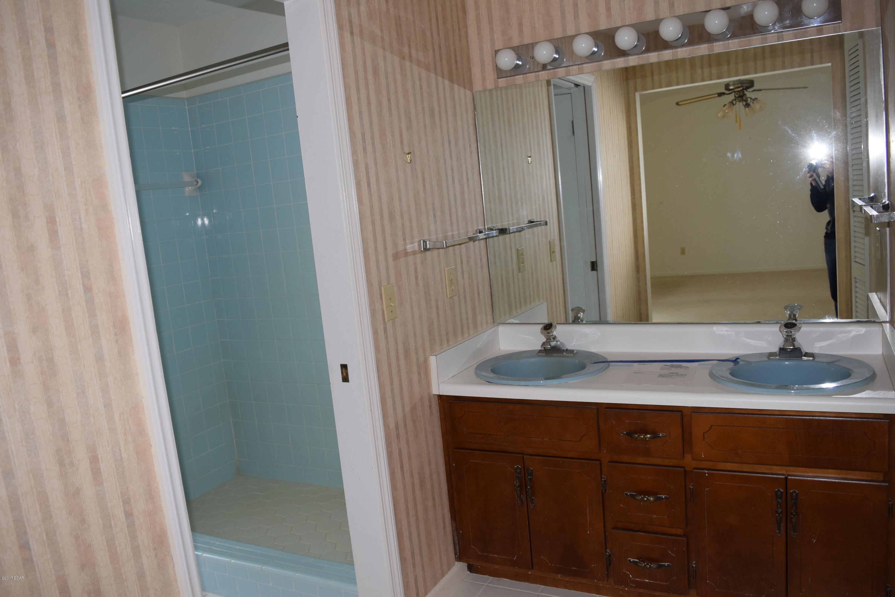 College Oaks - Residential