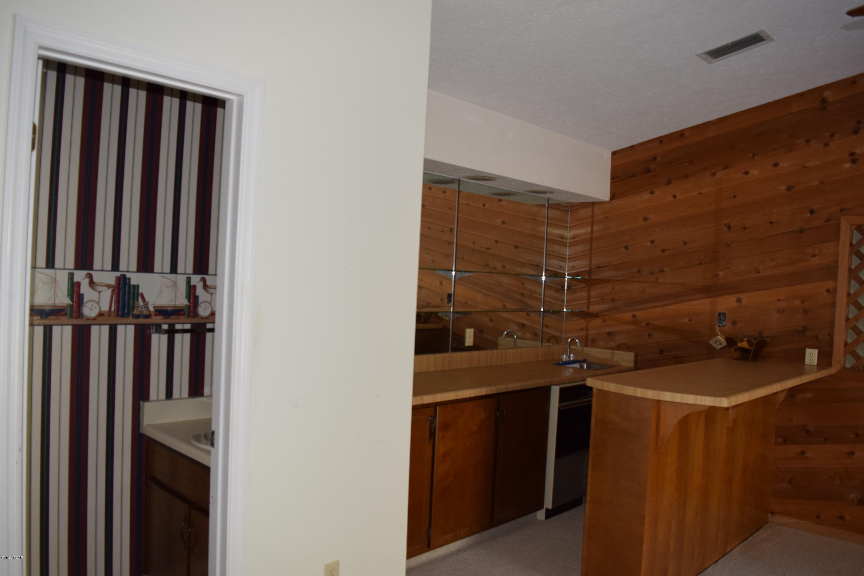 College Oaks - Residential