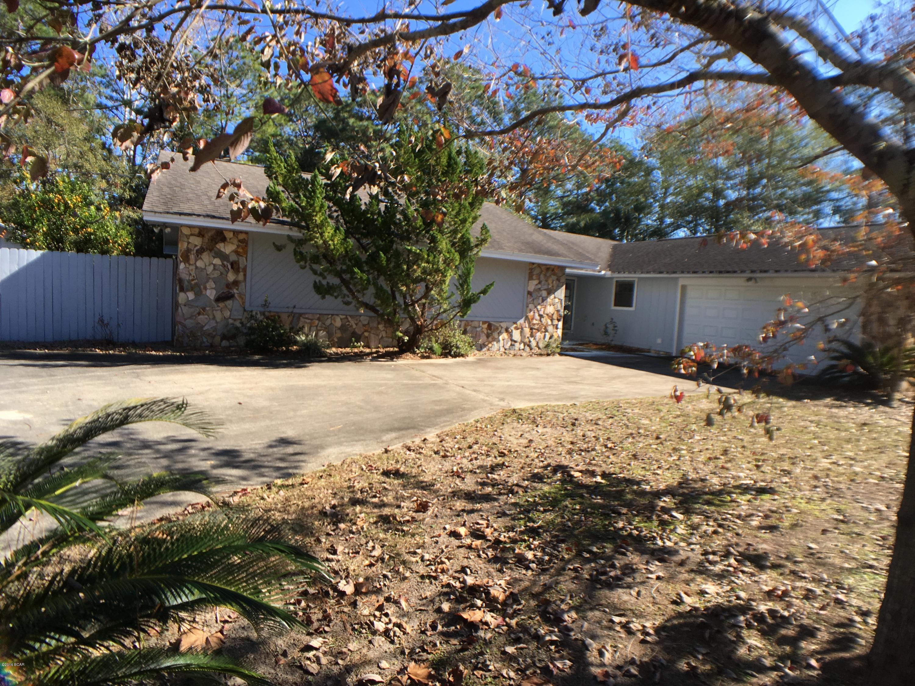 College Oaks - Residential