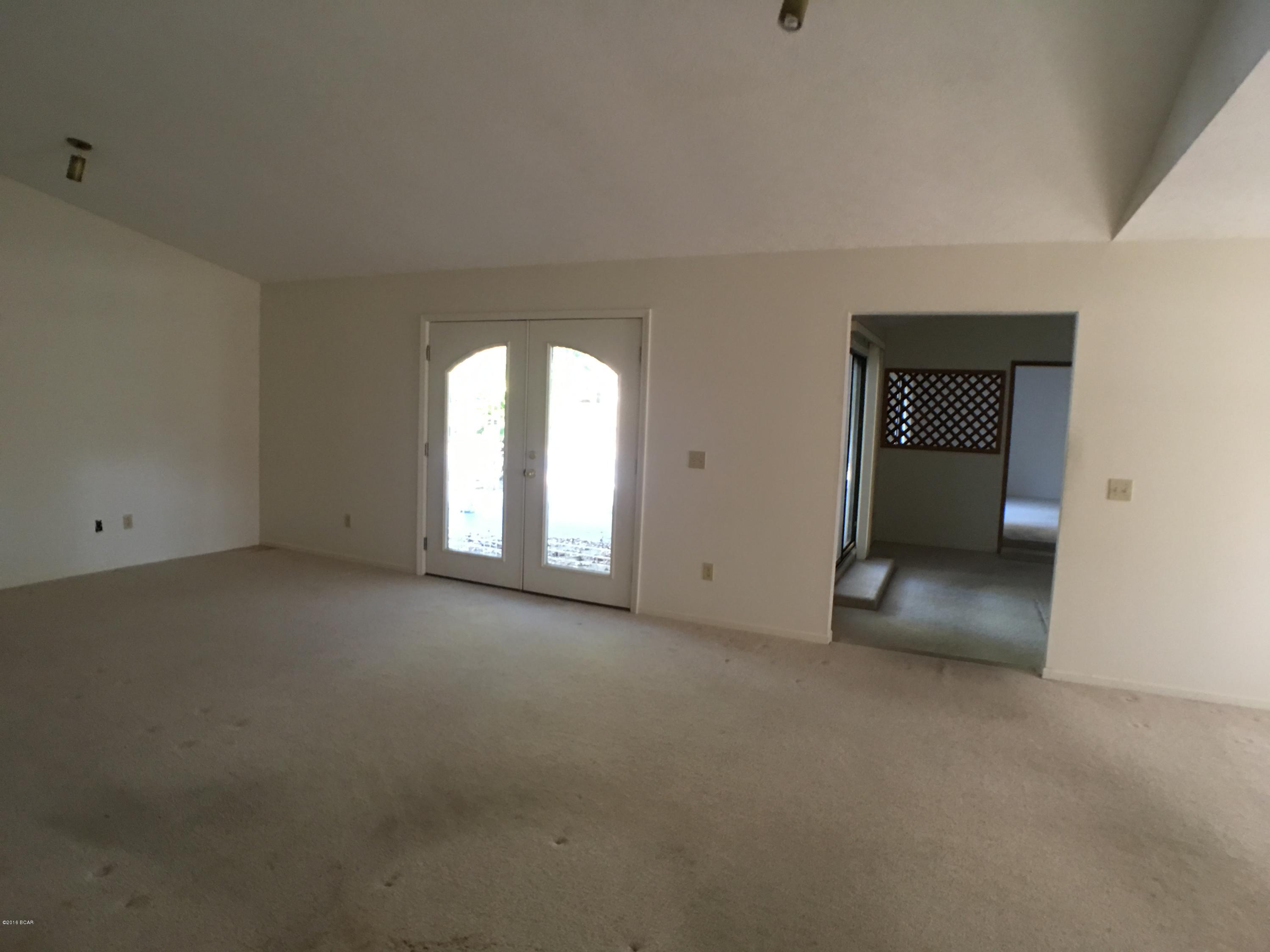 College Oaks - Residential