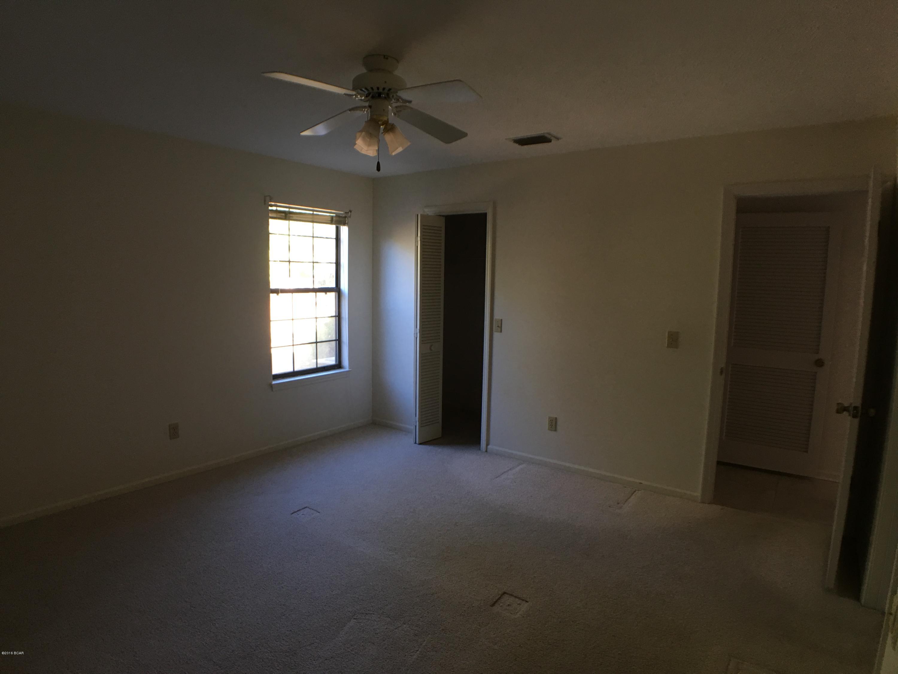 College Oaks - Residential