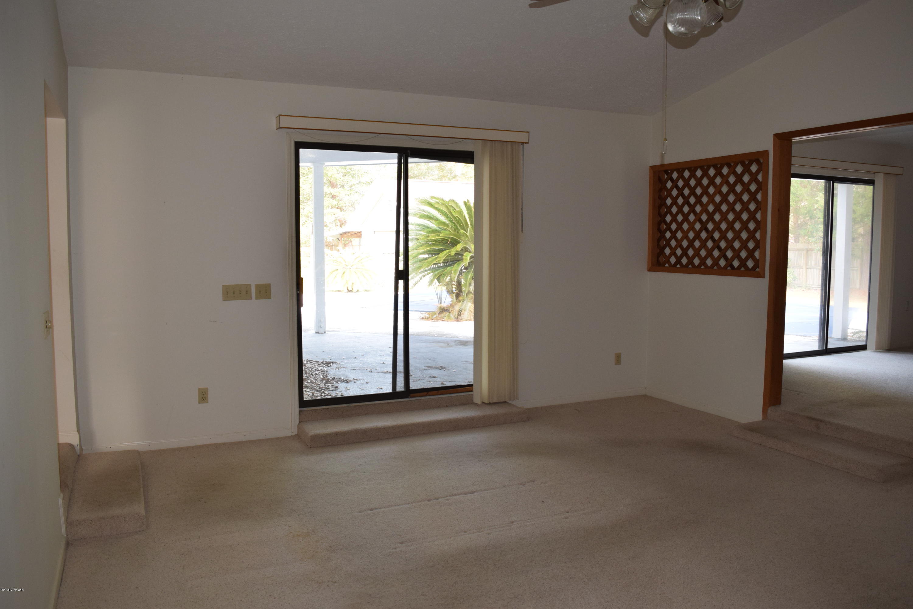 College Oaks - Residential