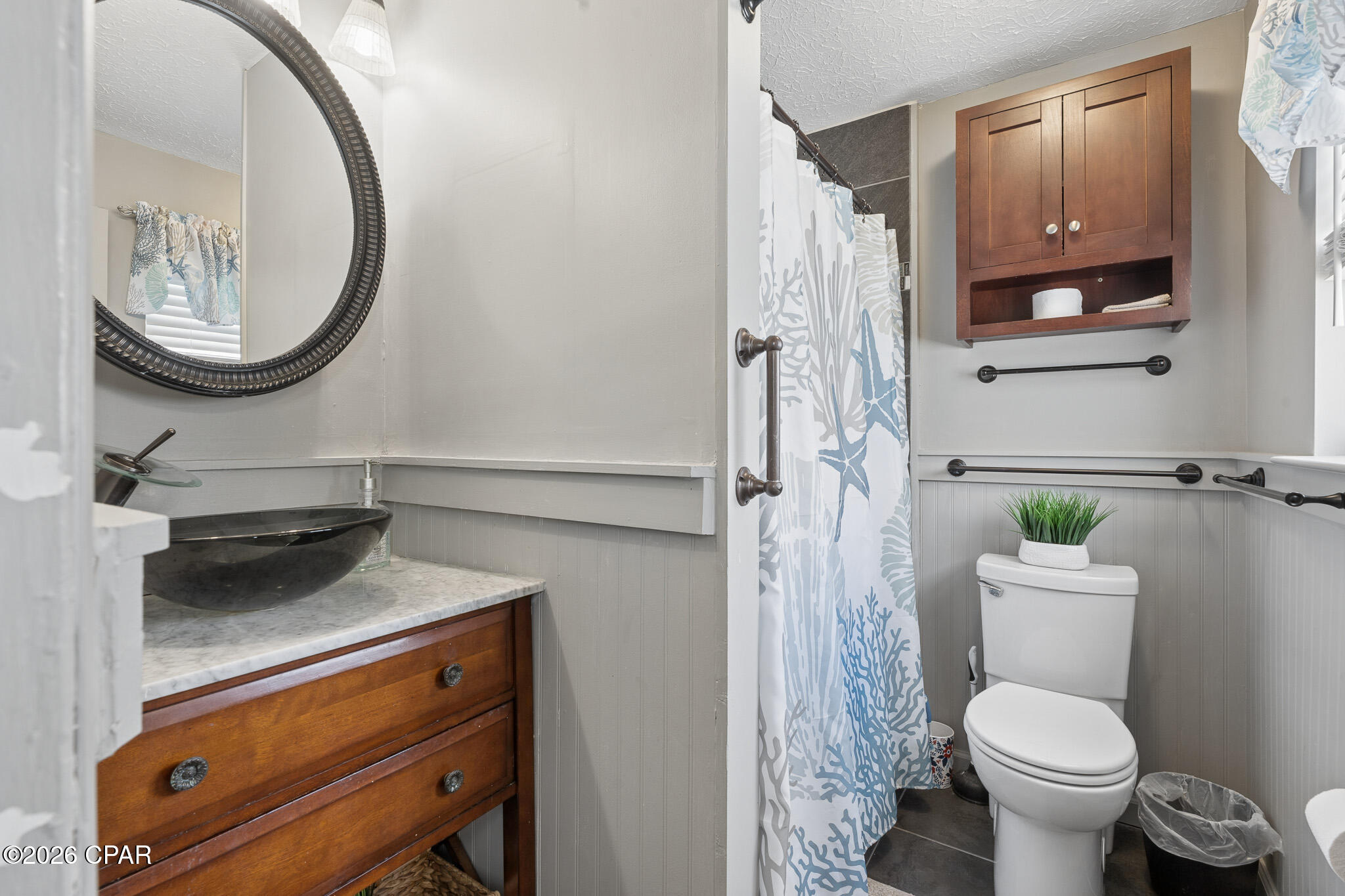 Stingray Condo. - Residential