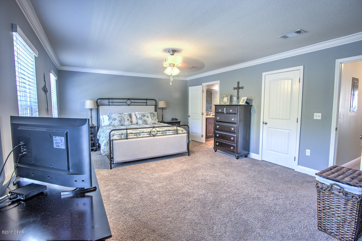 Magnolia Bay Club - Residential