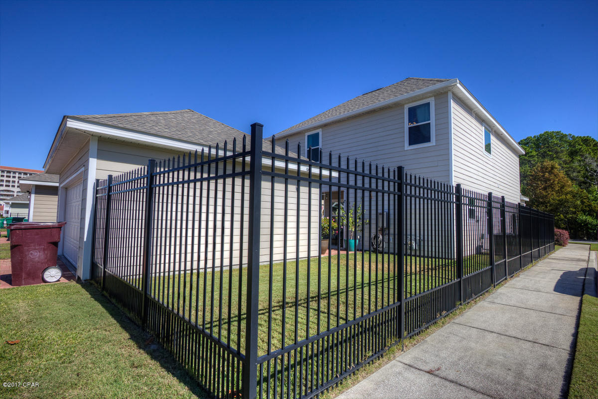 Magnolia Bay Club - Residential