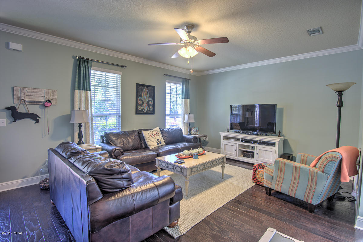 Magnolia Bay Club - Residential