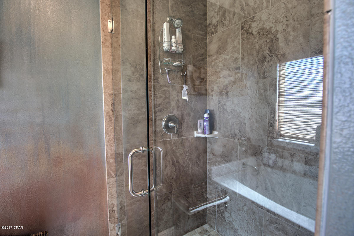 Magnolia Bay Club - Residential