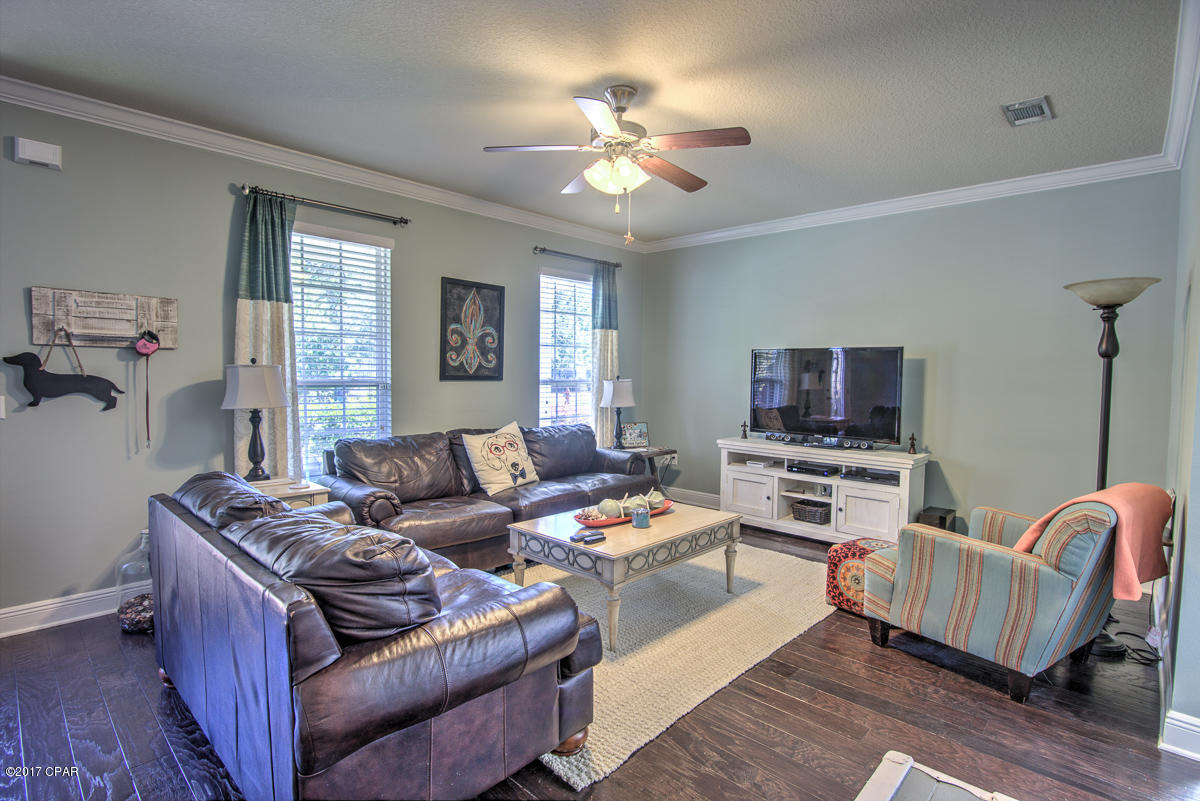 Magnolia Bay Club - Residential