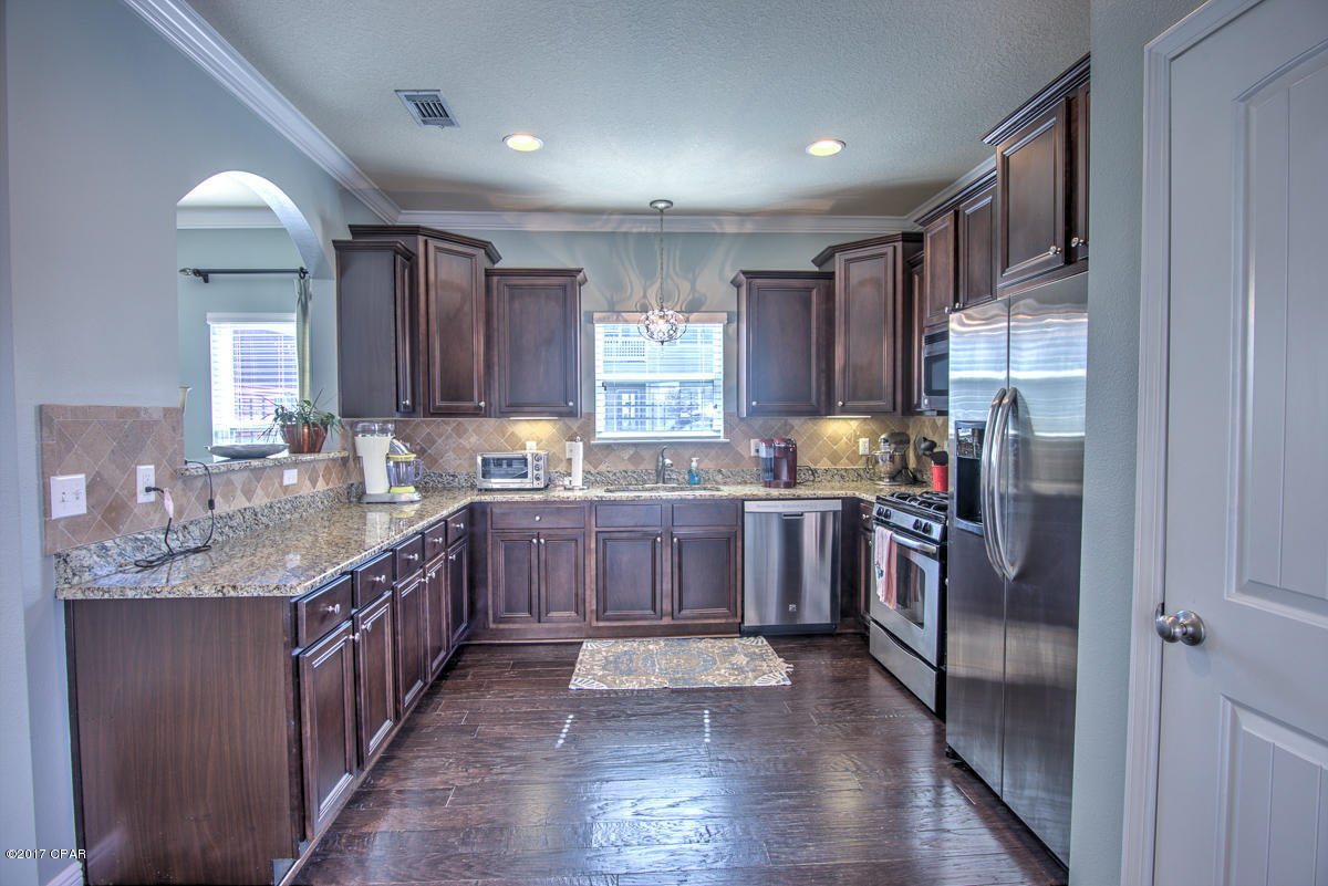 Magnolia Bay Club - Residential