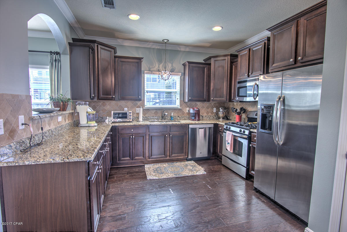 Magnolia Bay Club - Residential