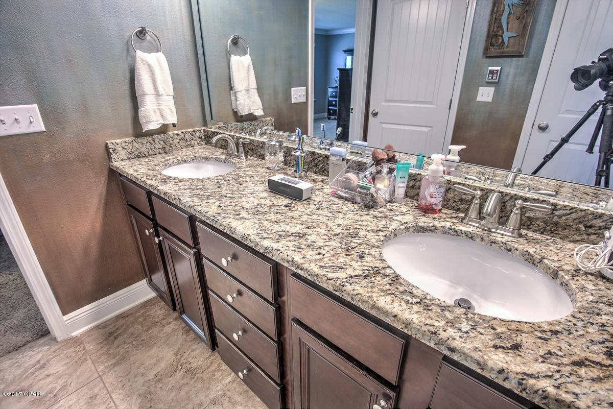 Magnolia Bay Club - Residential