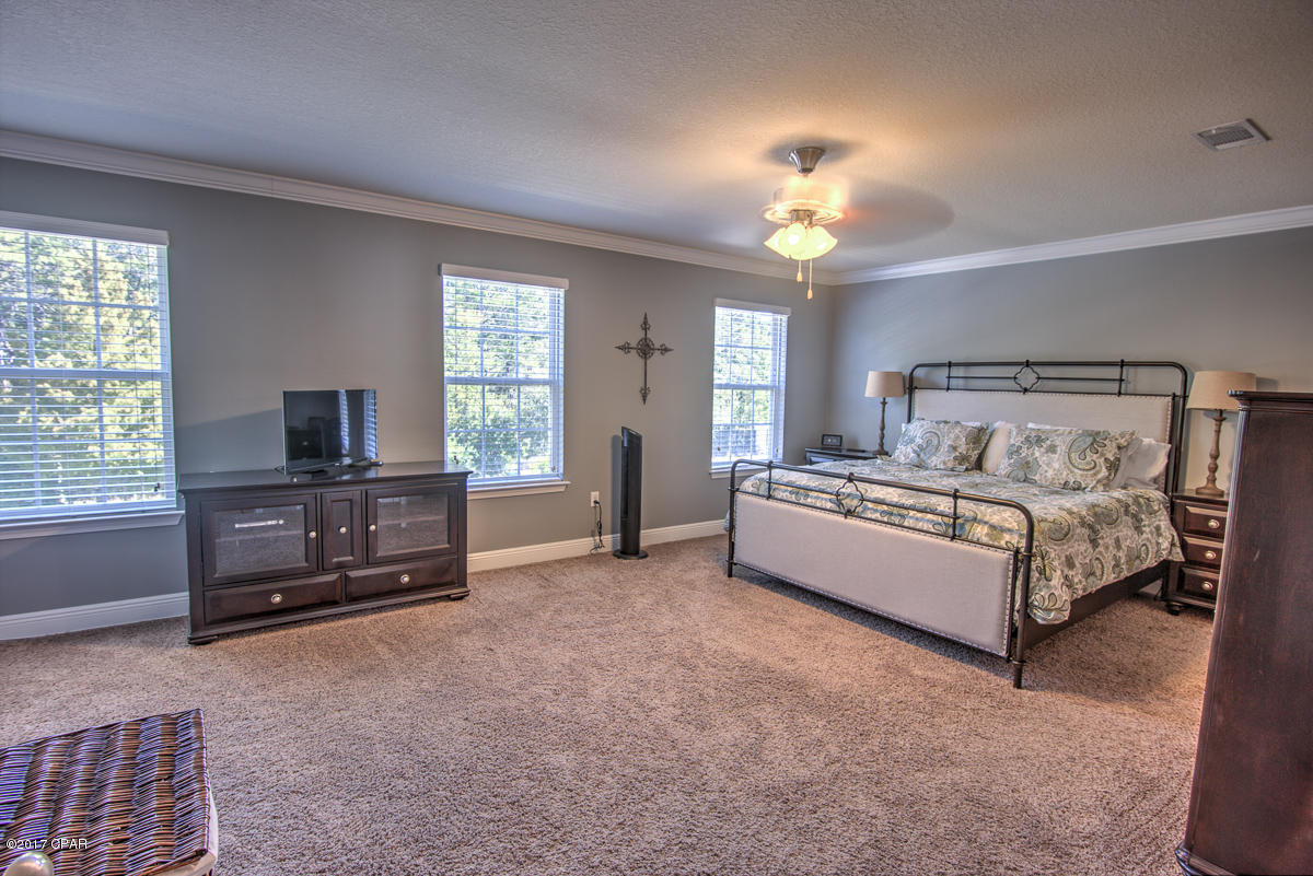 Magnolia Bay Club - Residential