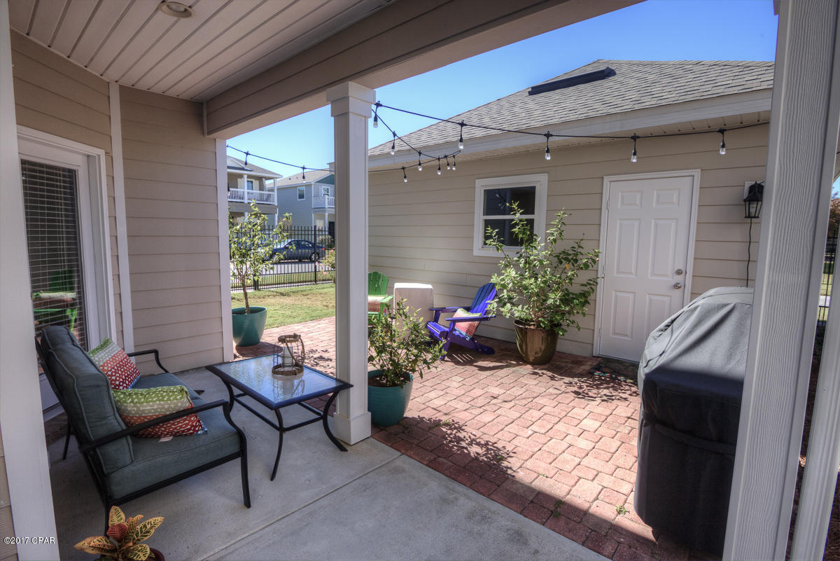 Magnolia Bay Club - Residential