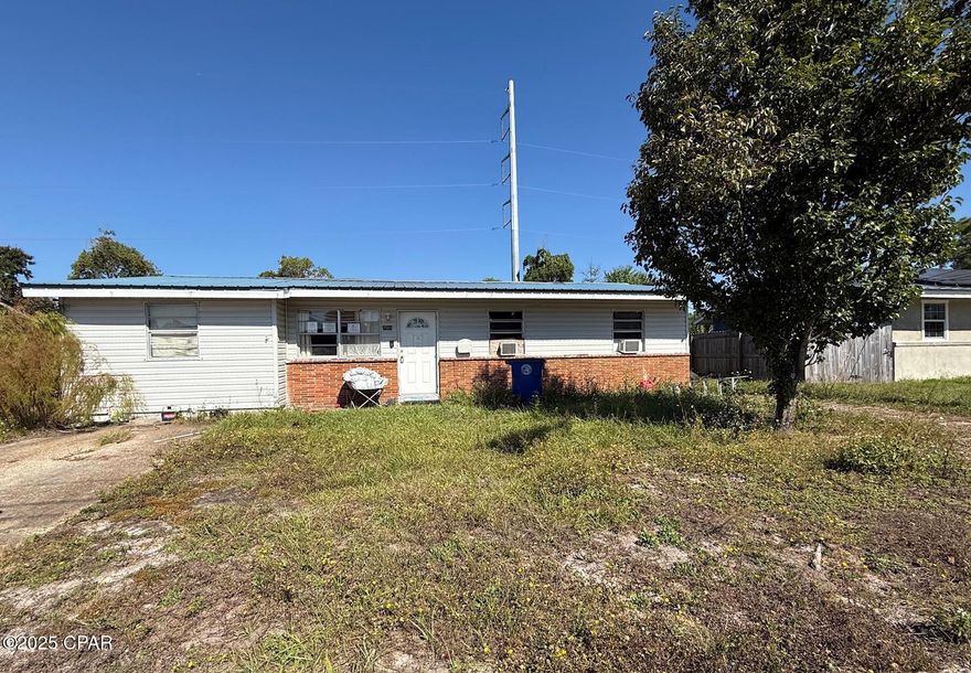 Welcome to this 3-bedroom, 1-bath home with good bones and endless potential! Perfect for investors or buyers looking for a renovation project to make their dream home! The property offers a spacious 0.224-acre lot, a designated laundry room, and a solid foundation in a great location!

House built prior to 1978.**Due to the condition a hold harmless must be sign before entering by all parties.**
*Information provided is deemed reliable but is not guaranteed and should be independently verified by the buyer*