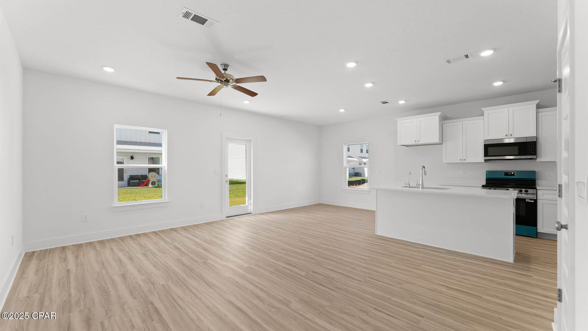 [No Recorded Subdiv] - Residential