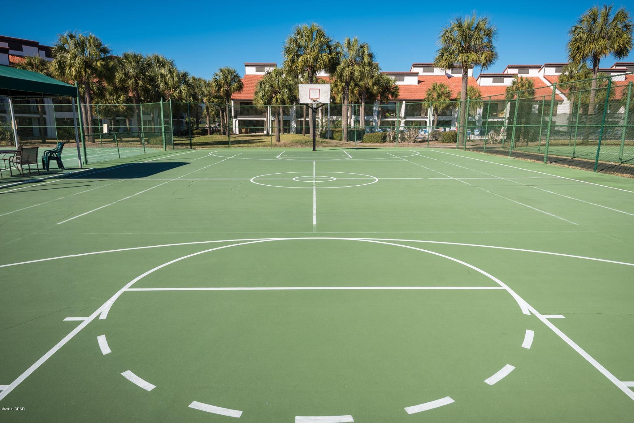 Edgewater Golf Villas V-A - Residential