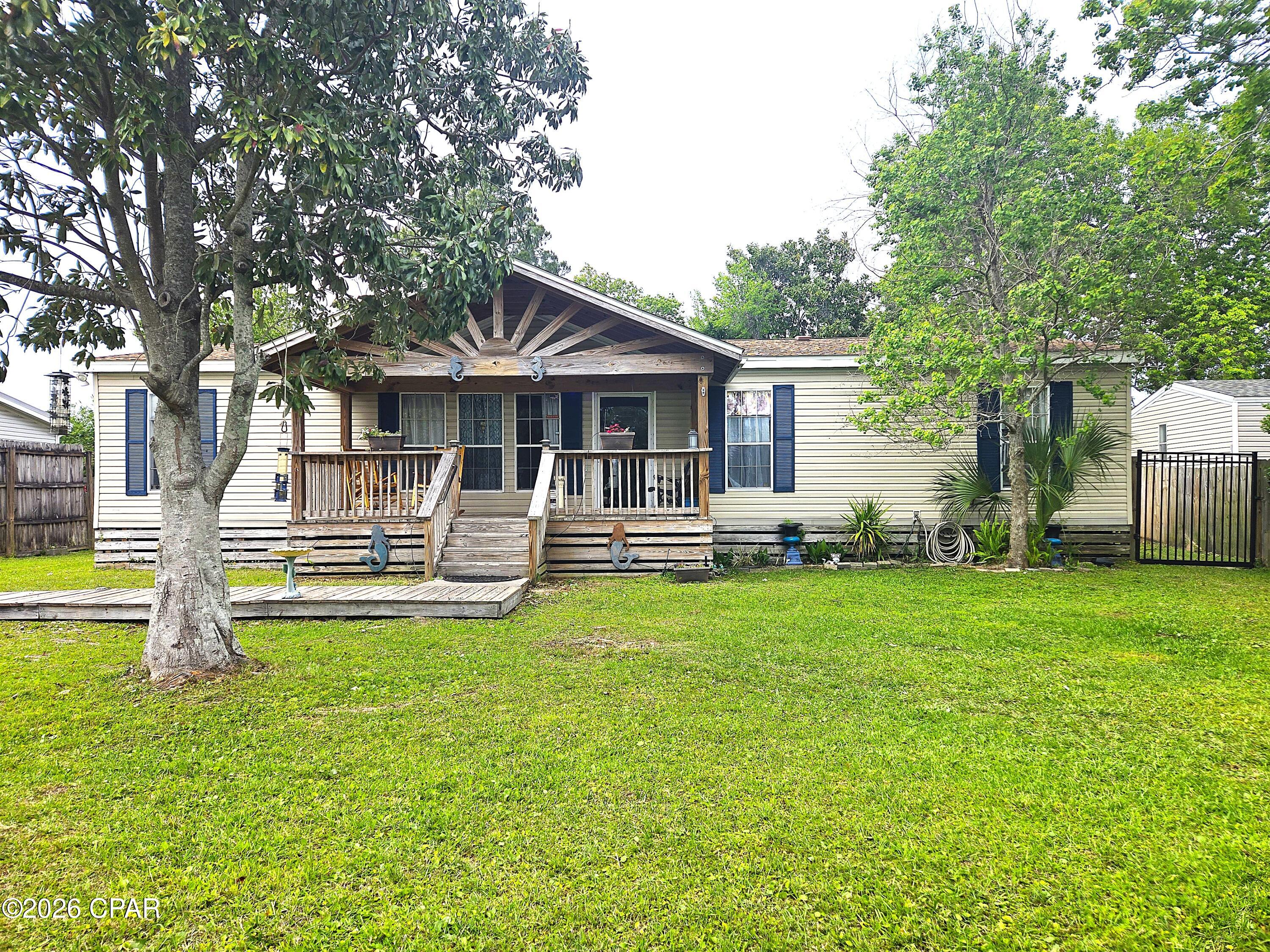 North Lagoon Oaks 7th Add - Residential Lease