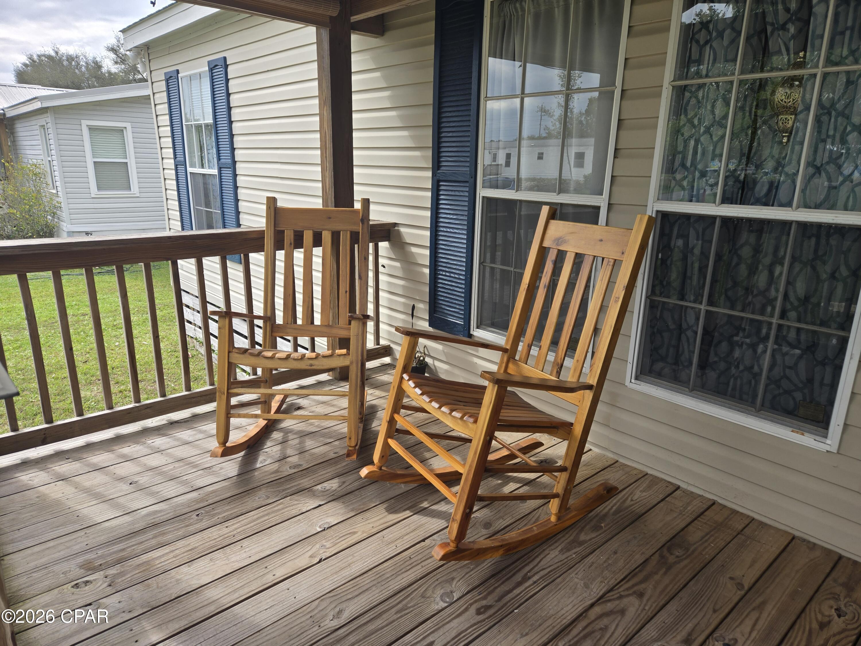 North Lagoon Oaks 7th Add - Residential Lease