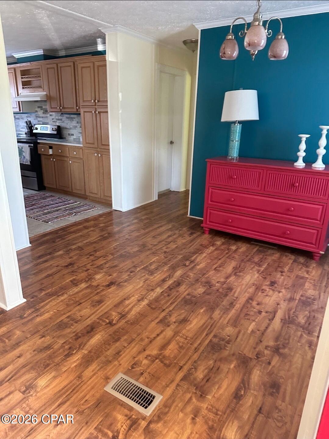 North Lagoon Oaks 7th Add - Residential Lease