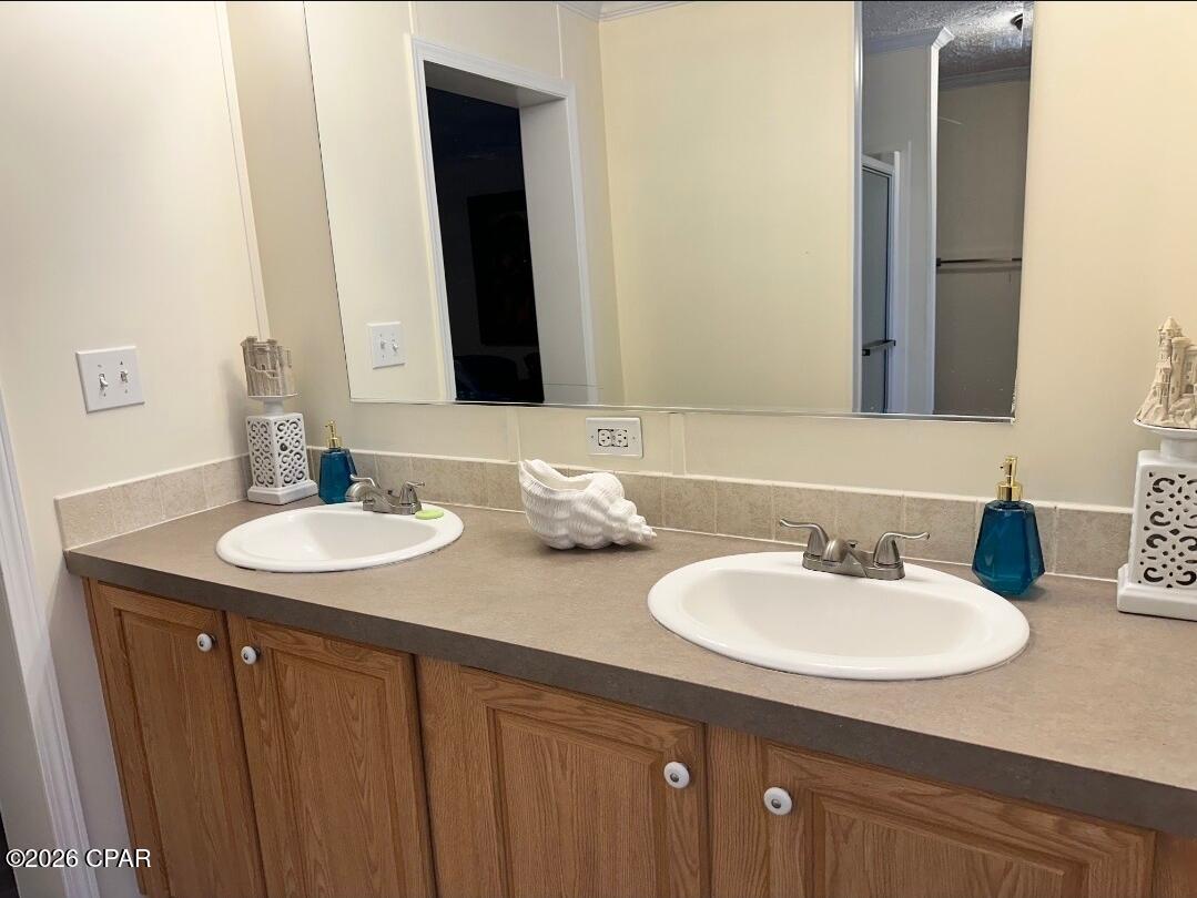 North Lagoon Oaks 7th Add - Residential Lease