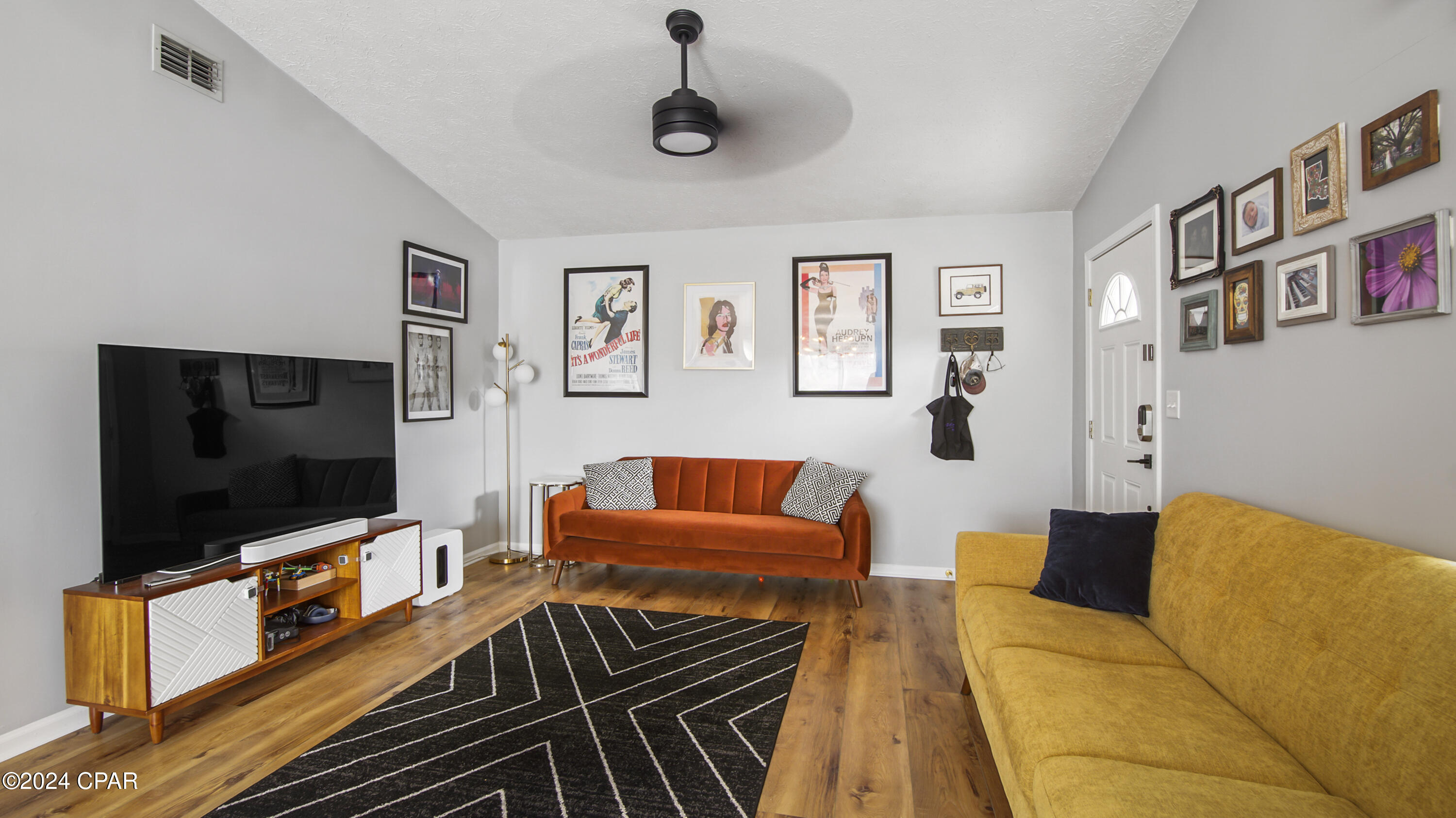 Bid-A-Wee Beach 1st - Residential