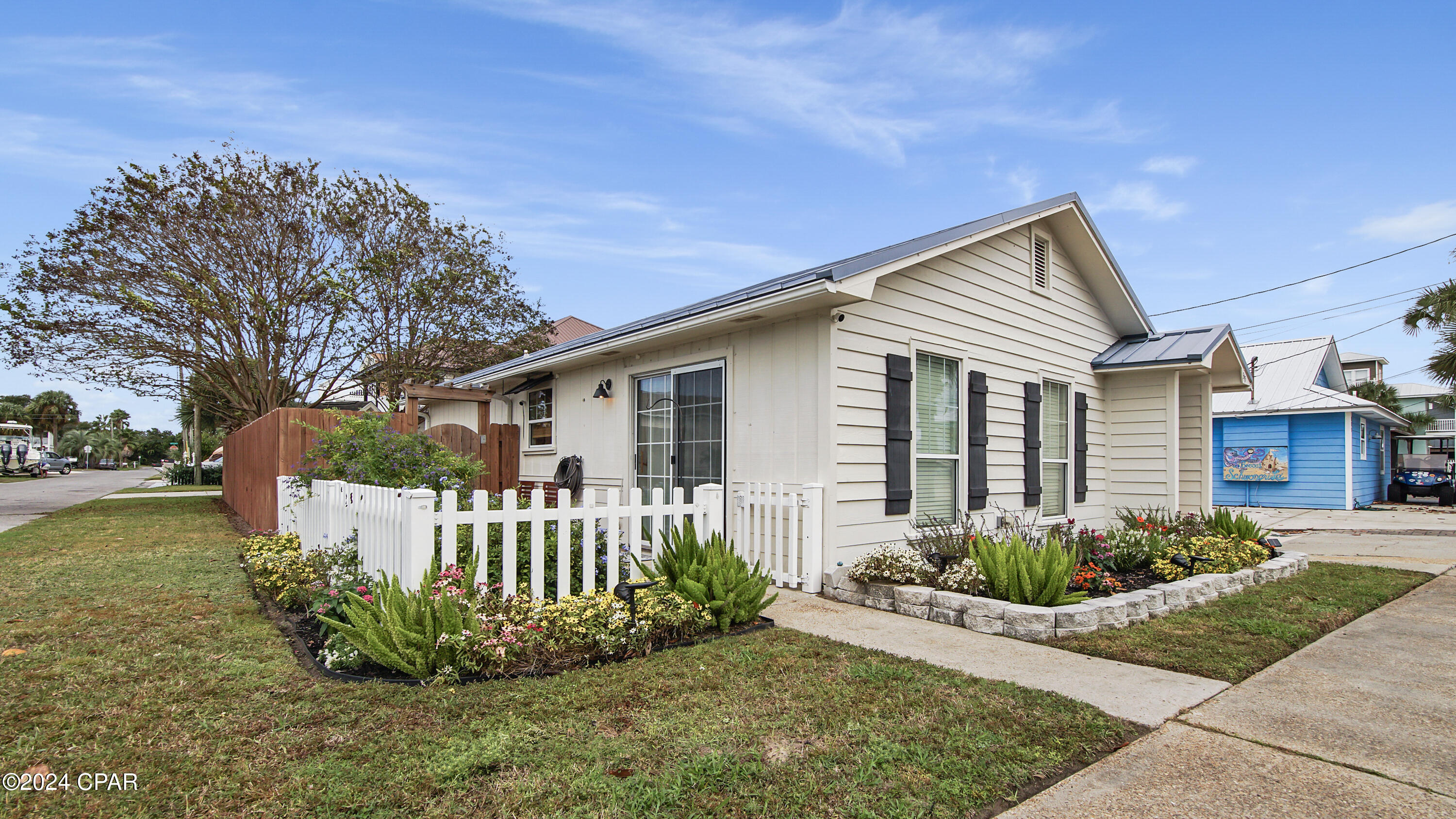 Bid-A-Wee Beach 1st - Residential