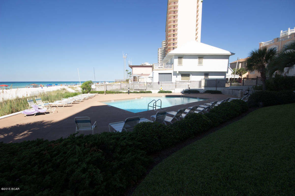 Pelican Walk - Residential