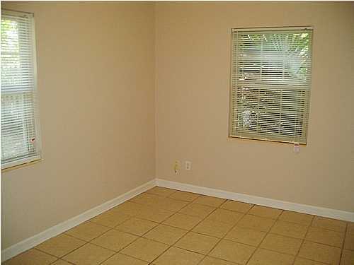 Jinks Sub U-1 - Residential Lease