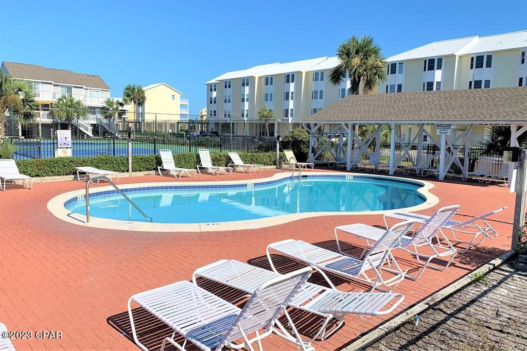 Barrier Dunes - Residential