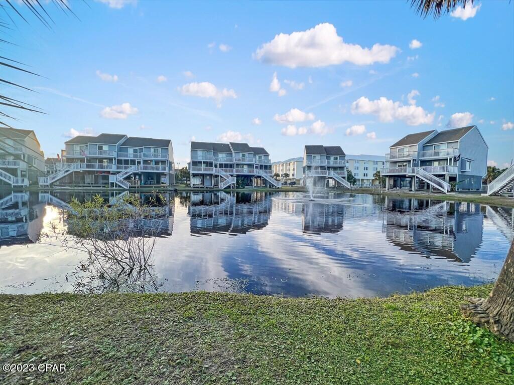 Barrier Dunes - Residential