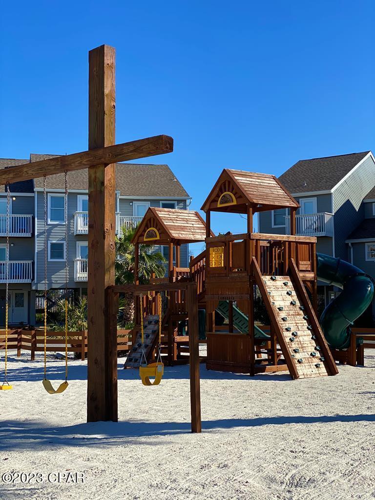 Barrier Dunes - Residential