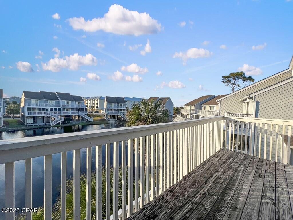 Barrier Dunes - Residential