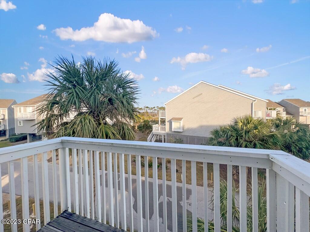 Barrier Dunes - Residential