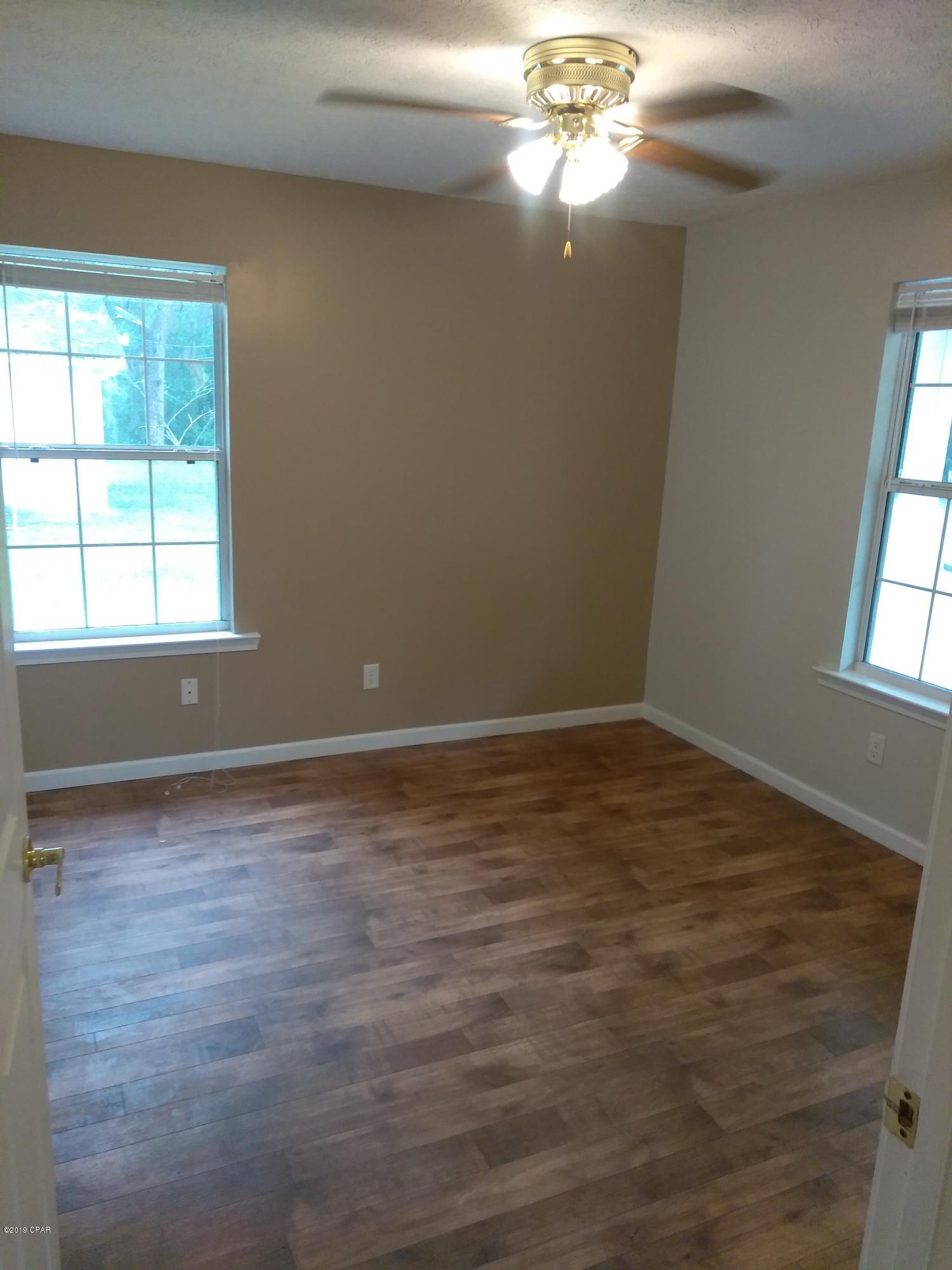 [No Recorded Subdiv] - Residential Lease