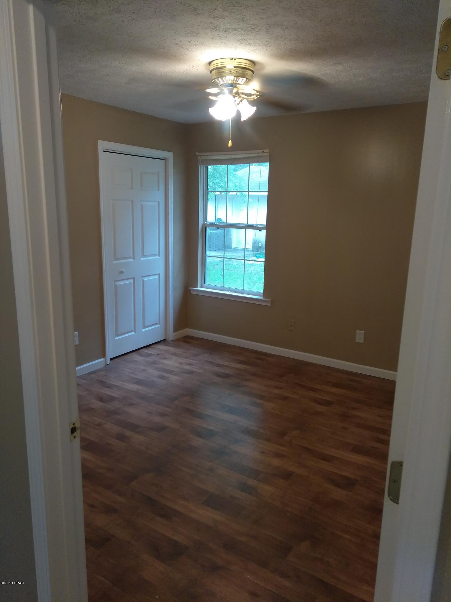 [No Recorded Subdiv] - Residential Lease