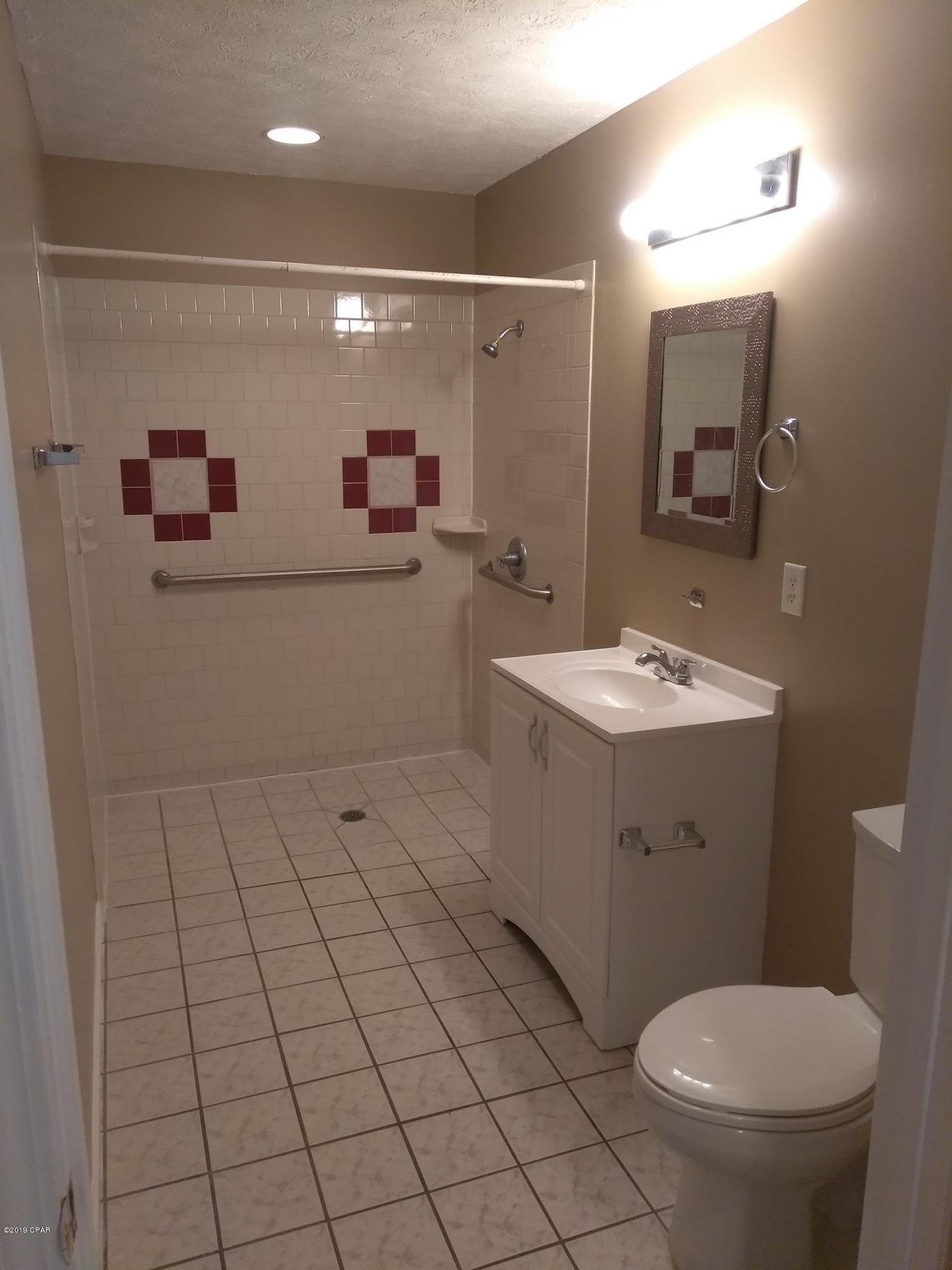 [No Recorded Subdiv] - Residential Lease