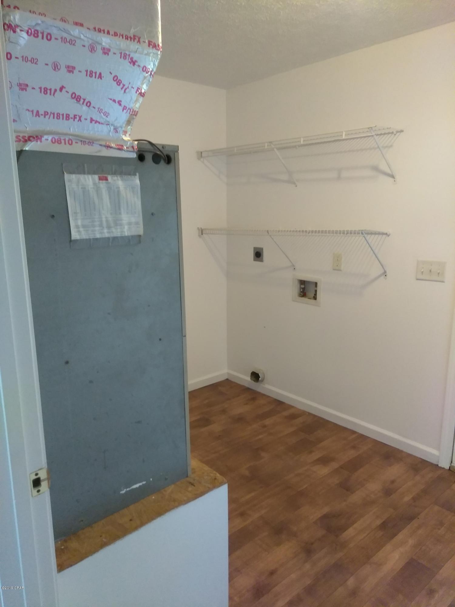 [No Recorded Subdiv] - Residential Lease