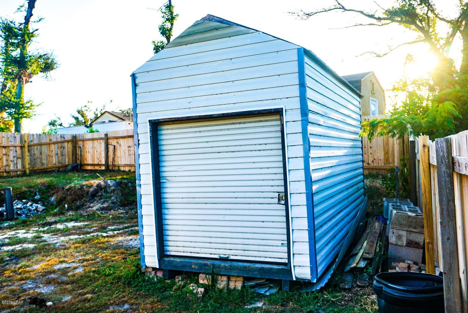 [No Recorded Subdiv] - Residential