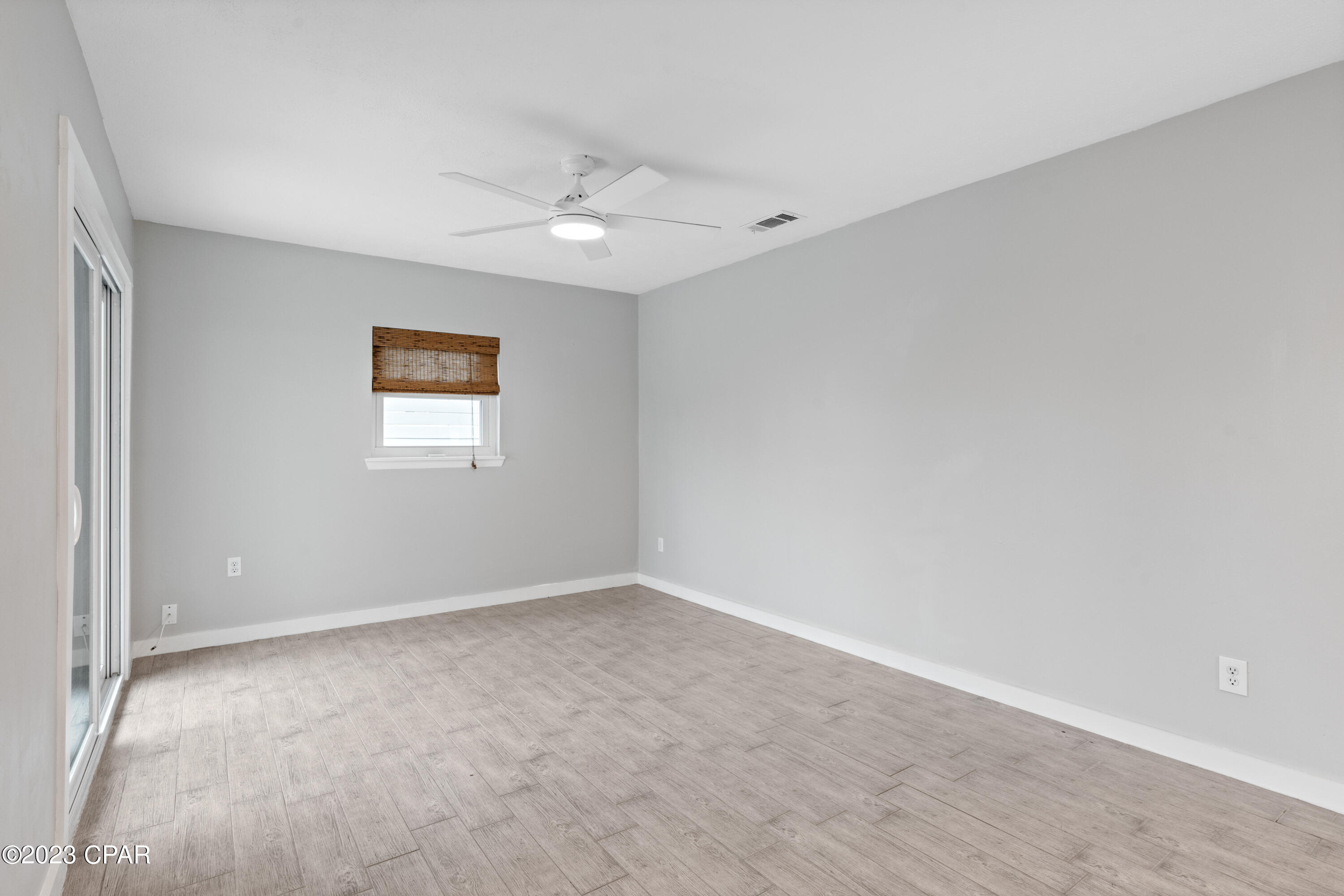 Panama City Beach, Florida 32413, United States, 2 Bedrooms Bedrooms, ,2 BathroomsBathrooms,Residential,Pending,68049